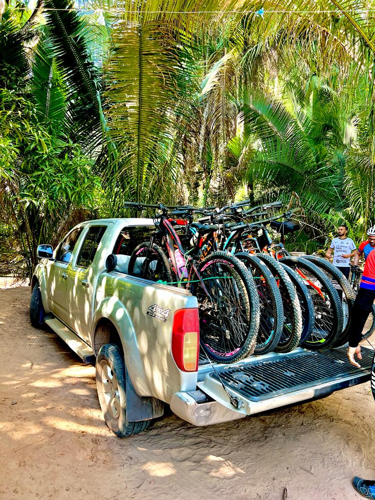 Passeio ciclístico reúne turistas em Monsenhor Gil com parada no Poço Azul  - Imagem 3