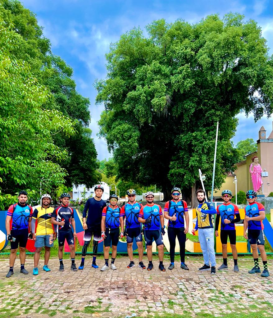 Passeio ciclístico reúne turistas em Monsenhor Gil com parada no Poço Azul  - Imagem 5