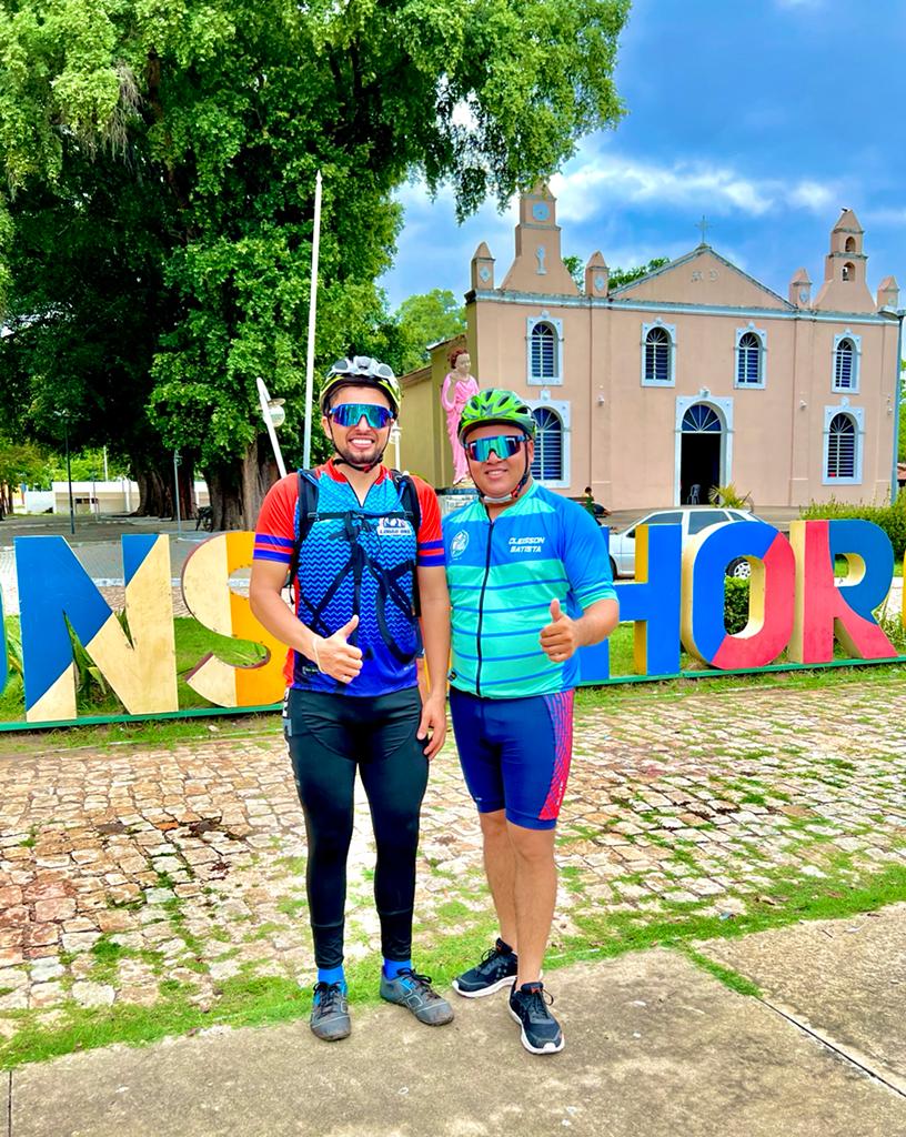 Passeio ciclístico reúne turistas em Monsenhor Gil com parada no Poço Azul  - Imagem 8