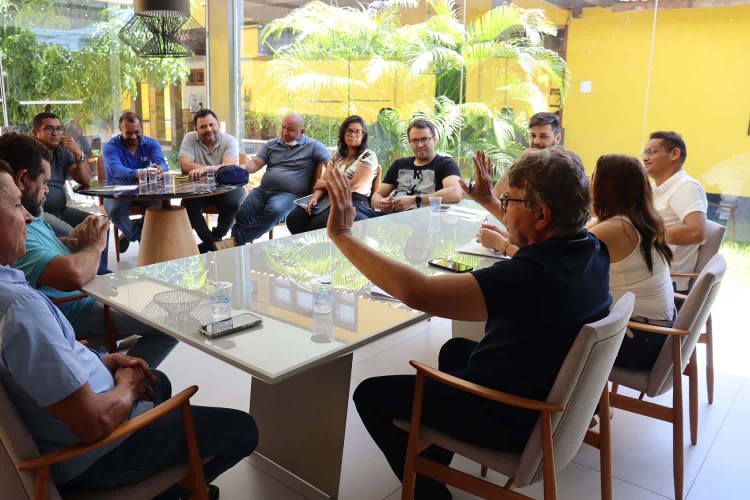 Prefeito João Luiz reúne equipe para programar os 59 anos de Monsenhor Gil - Imagem 2