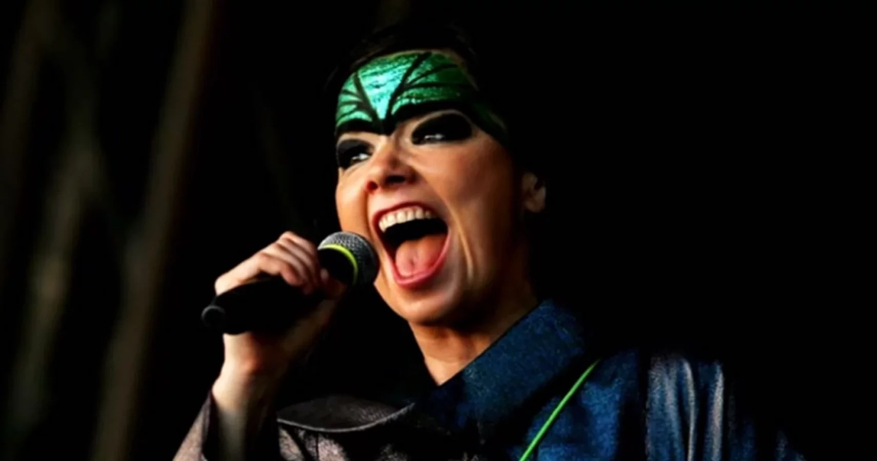 Björk faz 57 anos: saiba curiosidades inusitadas da artista - imagem 108911