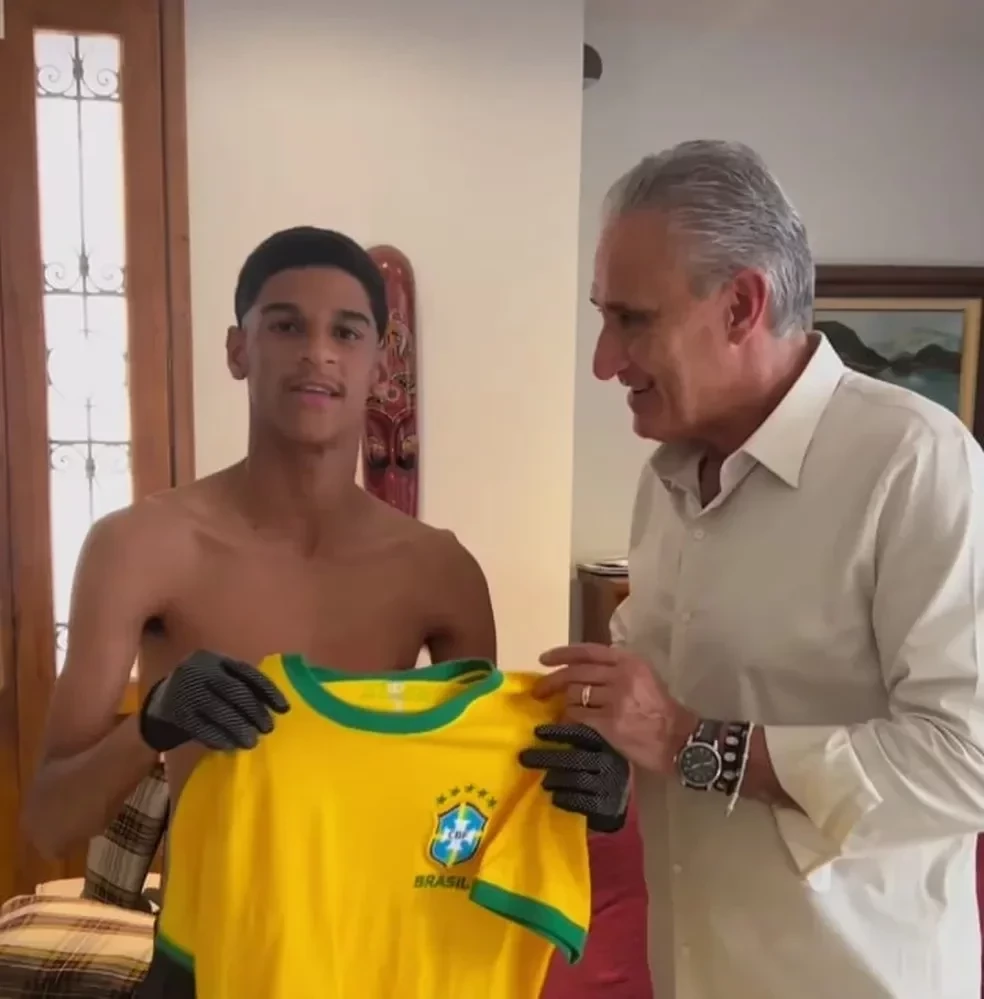 Luva de Pedreiro ressurge com novos contratos e fatura mais de R$ 500 mil - imagem 108870