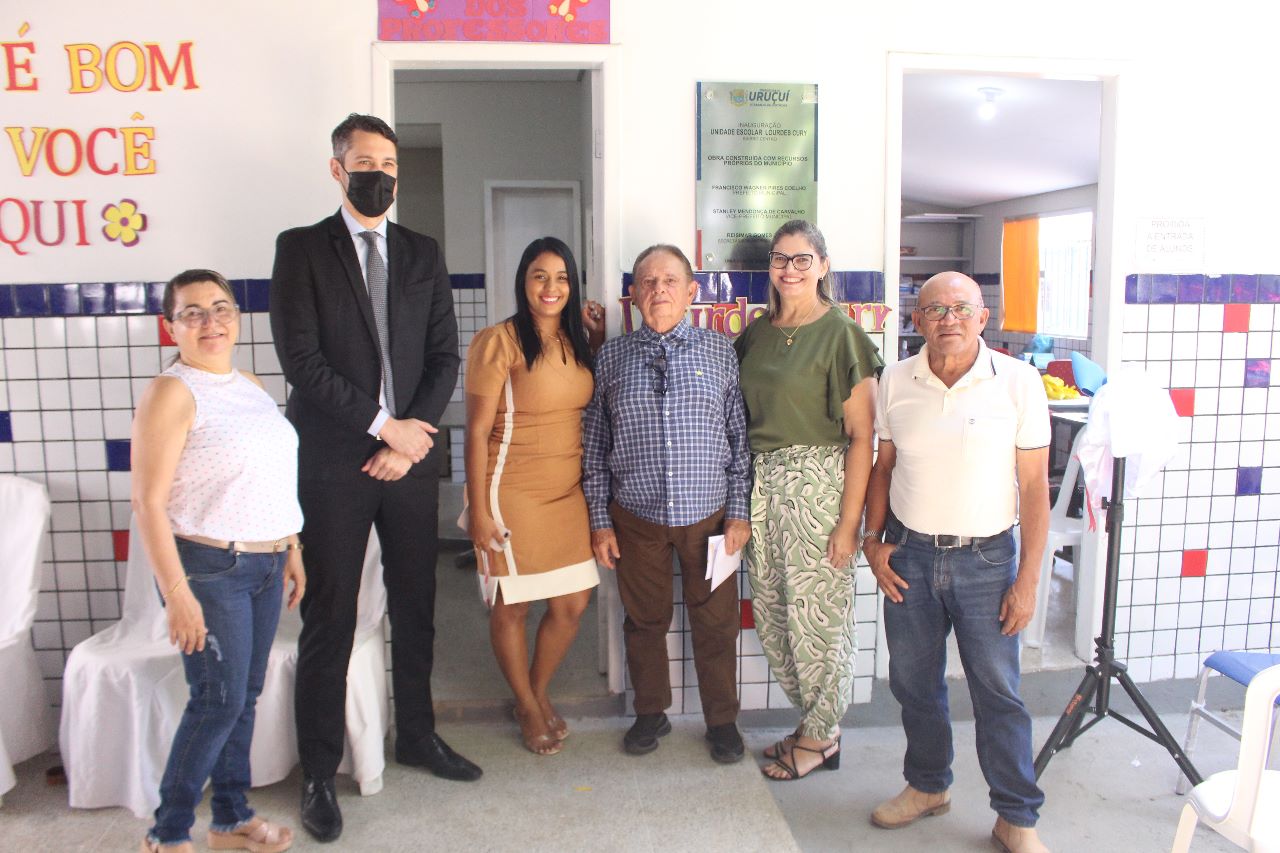 Prefeito dr. Wagner Coelho entrega mais duas escolas reformadas - Imagem 3