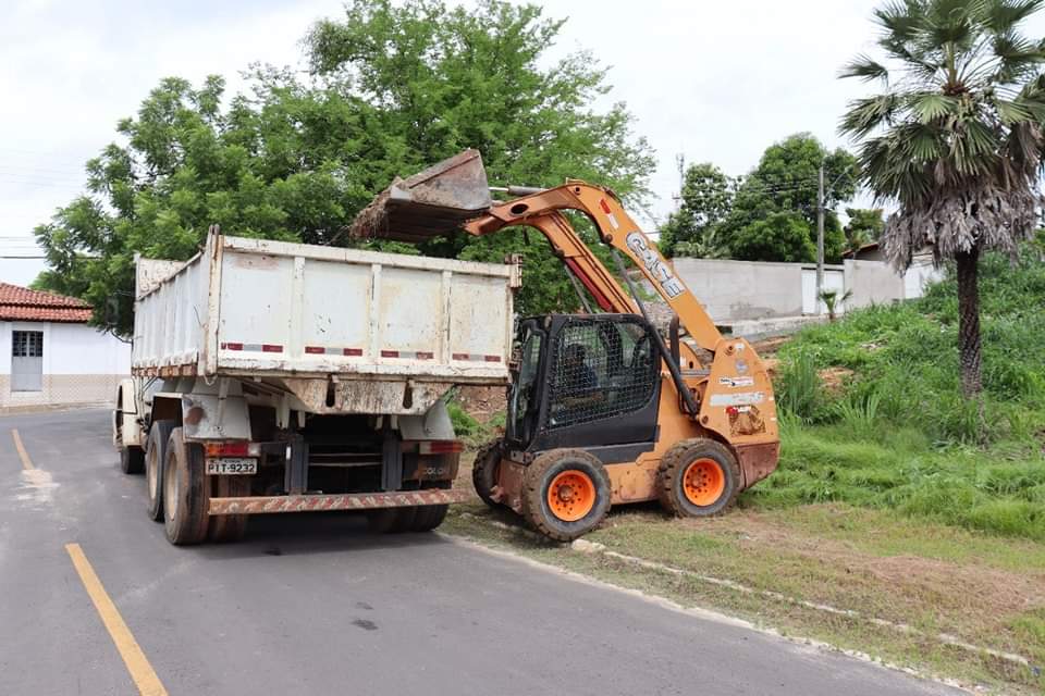 Monsenhor Gil chega aos 59 anos com sua limpeza pública em dia  - Imagem 7