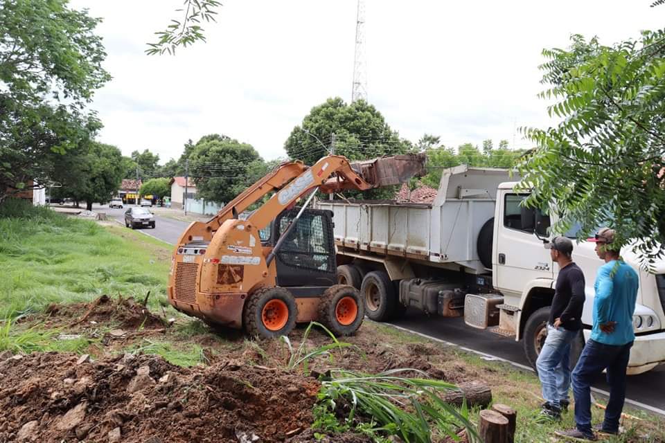 Monsenhor Gil chega aos 59 anos com sua limpeza pública em dia  - Imagem 1
