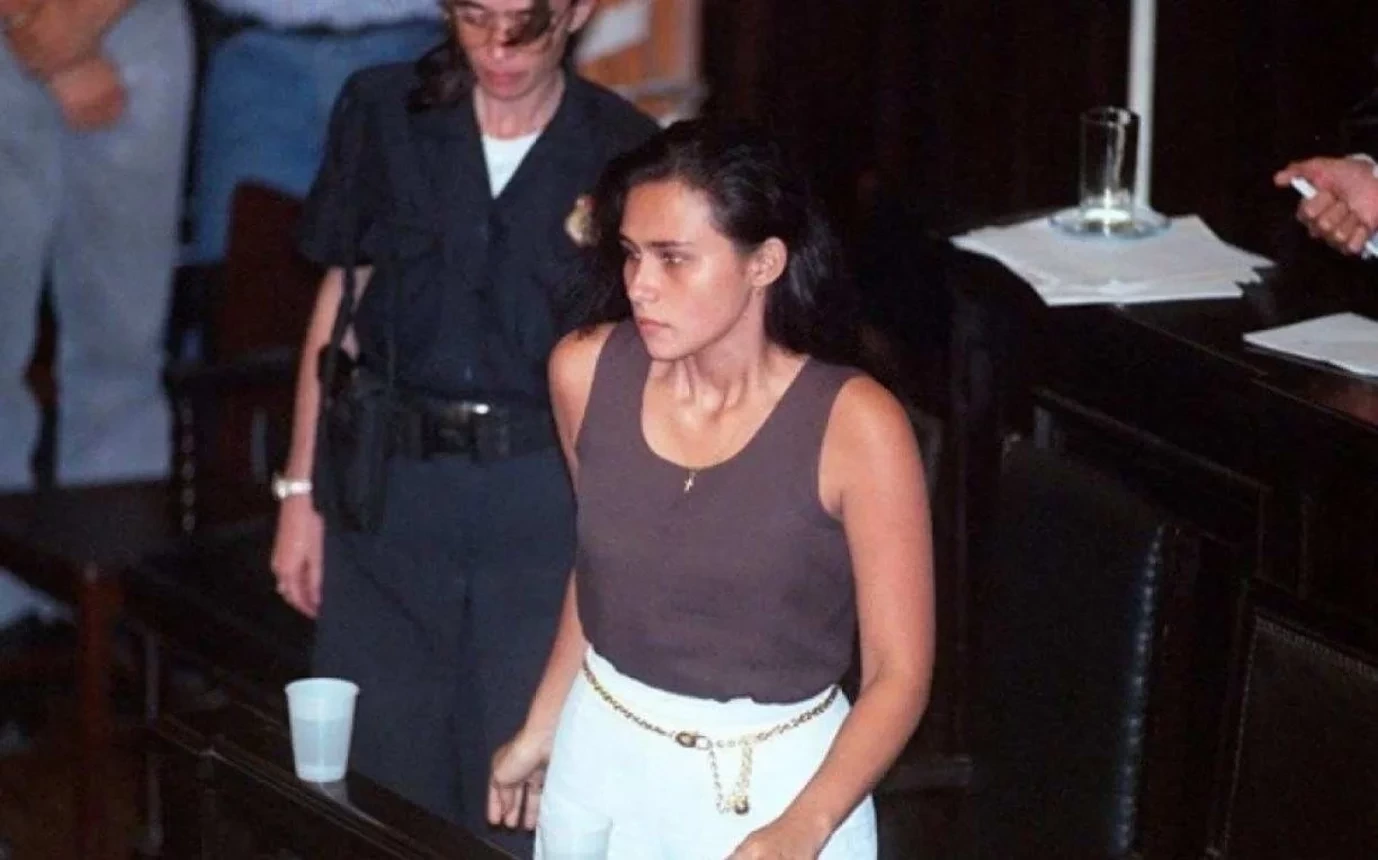 Quem é Paula Thomaz?