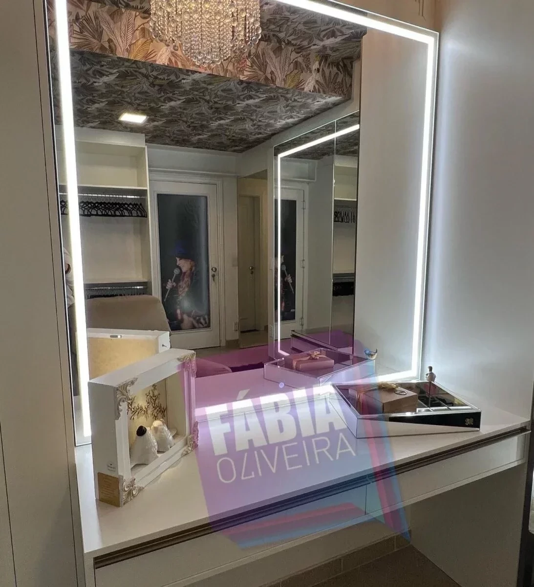 Veja detalhes do luxuoso closet da cantora Maiara em mansão de São Paulo - imagem 107430