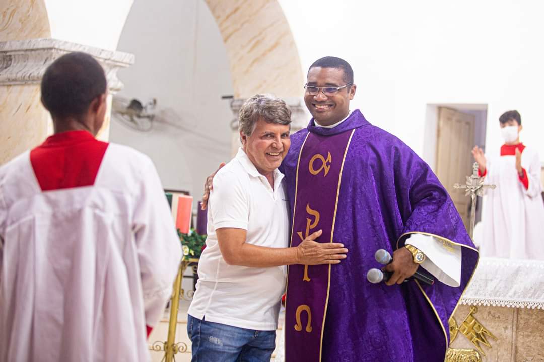 Monsenhor Gil ganha de presente de aniversário uma Missa em Ação de Graças - Imagem 1