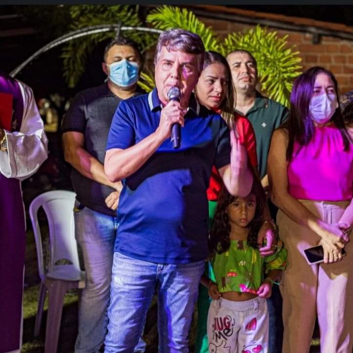 Prefeito João Luiz comanda Natal de luz com chegada do Papai Noel - Imagem 14