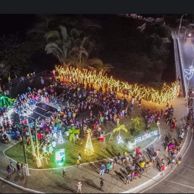 Prefeito João Luiz comanda Natal de luz com chegada do Papai Noel - Imagem 1
