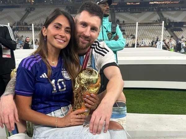 Influencer, lutadora de boxe: quem é Antonela Roccuzzo, esposa de Messi?
