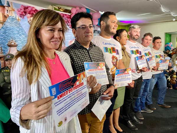 Prefeitura de Esperantina, PM/PI Realizam Solenidade de formatura do PROERD