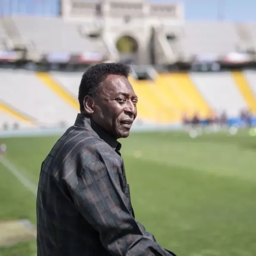 Rei do futebol: Famosos lamentam morte de Pelé e prestam homenagens - imagem 111735