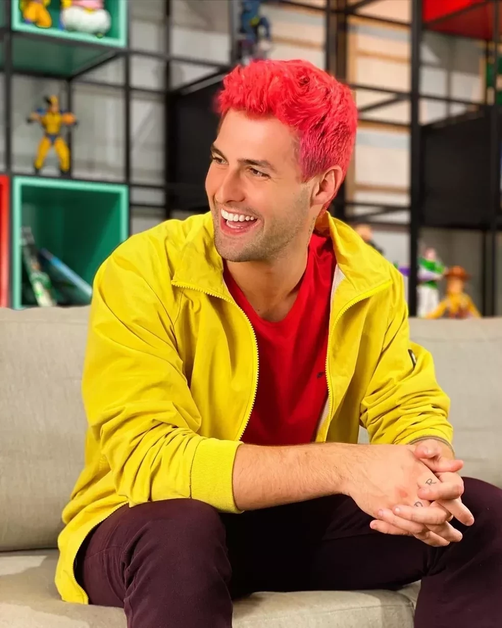 Dona da Farofa! Confira 10 famosos com quem Gkay já se relacionou - imagem 110238