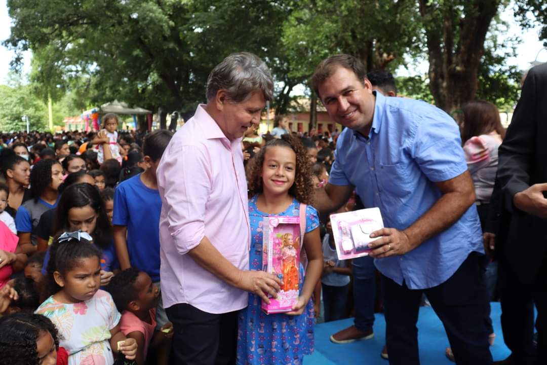 Aniversário de Monsenhor Gil parte 2, a magia do mundo infantil  - Imagem 15