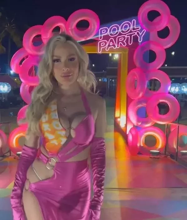 Quem é Karoline Lima, ex de Militão, a 'pegadora' na Farofa da Gkay - imagem 110505