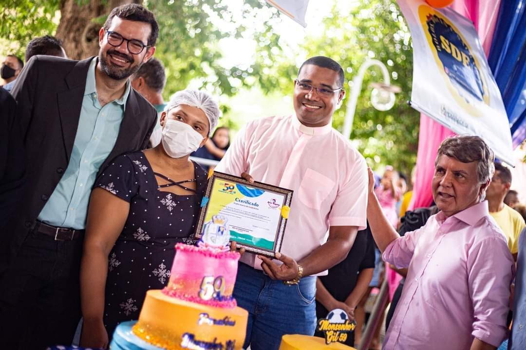 09 Bolos Confeitados para festejar o aniversário de Monsenhor Gil  - Imagem 18