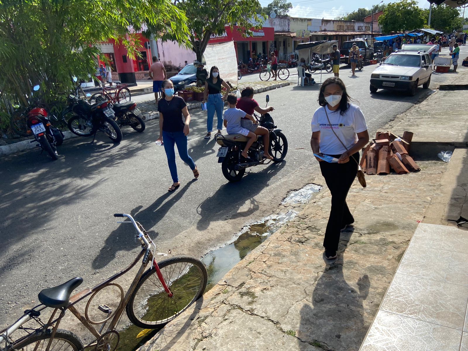 Prefeitura de Monsenhor Gil realiza ações de combate  a Covid-19 - Imagem 9