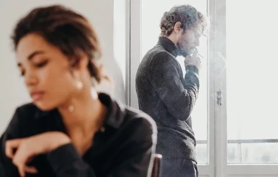 Três histórias de homens “saltaram a cerca”, e foram apanhados em flagrante