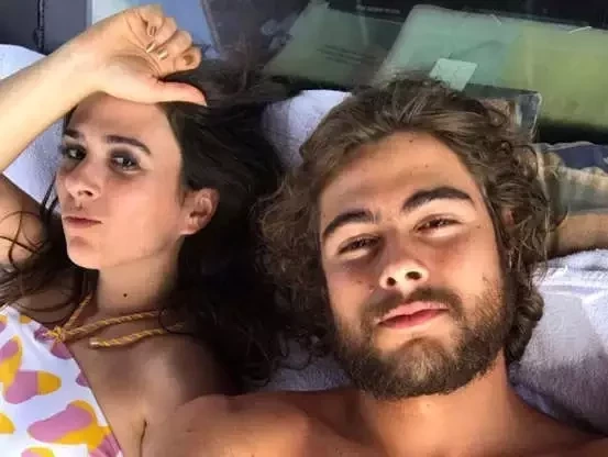 Ninguém sabia! Veja 15 casais de celebridades que já namoraram escondido - imagem 74107