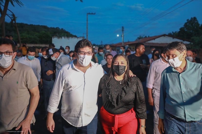 Governador inaugura polo da UAPI, e visita obras em Manoel Emídio - Imagem 3