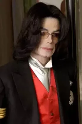 Conheça 10 famosos que usaram barrigas de aluguel para começar uma família - imagem 74993