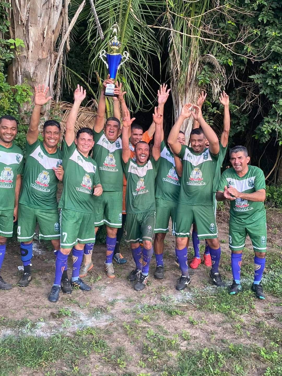 Prefeito João Luiz prestigia mais uma final de campeonato em Monsenhor Gil - Imagem 1