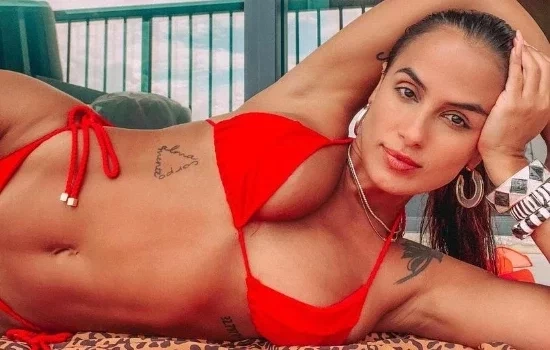 Carol Peixinho: 15 Fotos para você se apaixonar pela musa do Tiaguinho