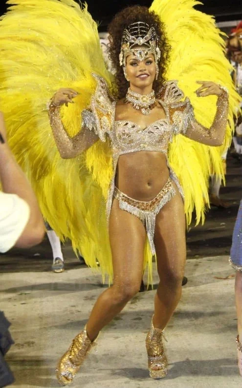 Famosos que já desfilaram no carnaval