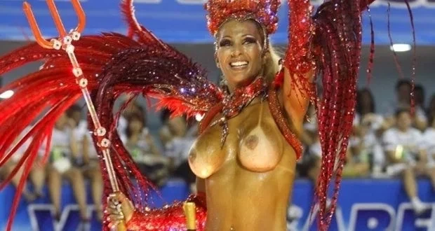 Famosos que já desfilaram no carnaval