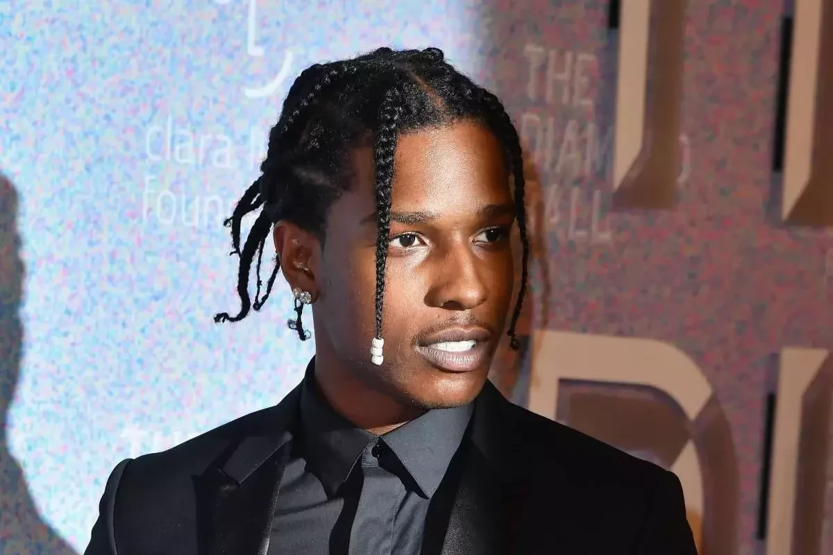 Negócios milionários! Saiba de onde veio a fortuna de Rihanna e A$AP - imagem 71051