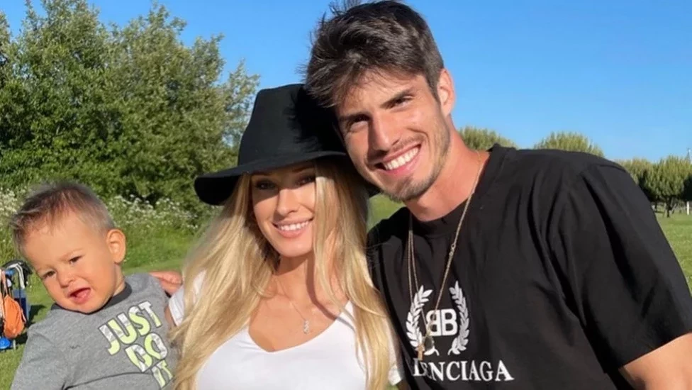 Quem é Ela Kawalec, modelo que conquistou o jogador Piazon - imagem 77419