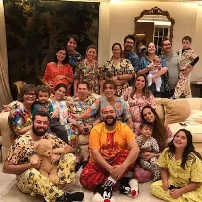 Intrigas, separações, casamentos: surpreenda-se com a família Silvio Santos - imagem 78051