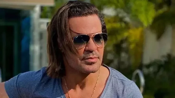 Além de Whindersson Nunes: 13 homens famosos que já usaram cabelo comprido - imagem 78332