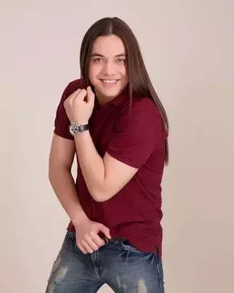 Além de Whindersson Nunes: 13 homens famosos que já usaram cabelo comprido - imagem 78330