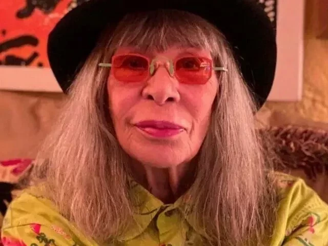 Veja quais famosos já enfrentaram ou morreram de câncer no pulmão - imagem 75689