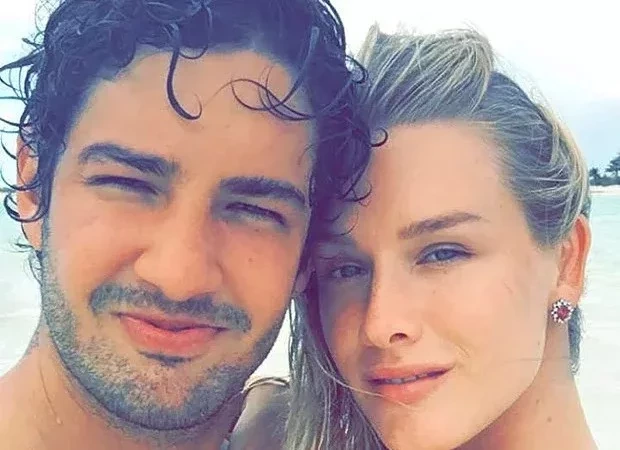 Brasileiras! Confira 20 atrizes que namoraram ou casaram com jogadores  - imagem 78483