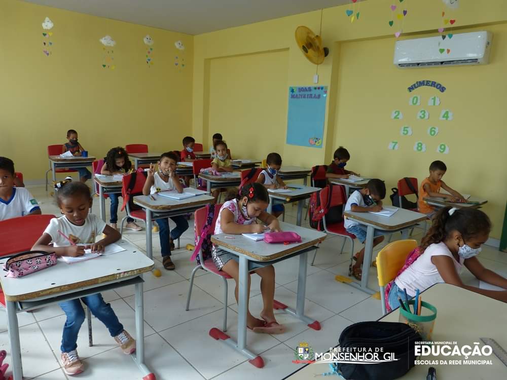 Mais escolas climatizadas em Monsenhor Gil pela prefeitura municipal