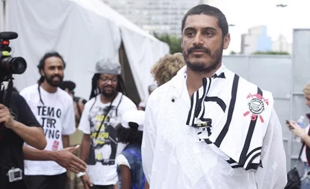 Além de Tiago Leifert, descubra o time do coração de 15 famosos - imagem 79147