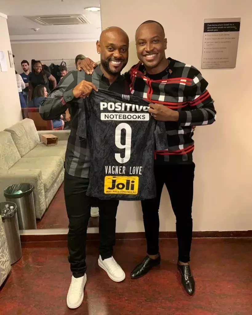 Além de Tiago Leifert, descubra o time do coração de 15 famosos - imagem 79139