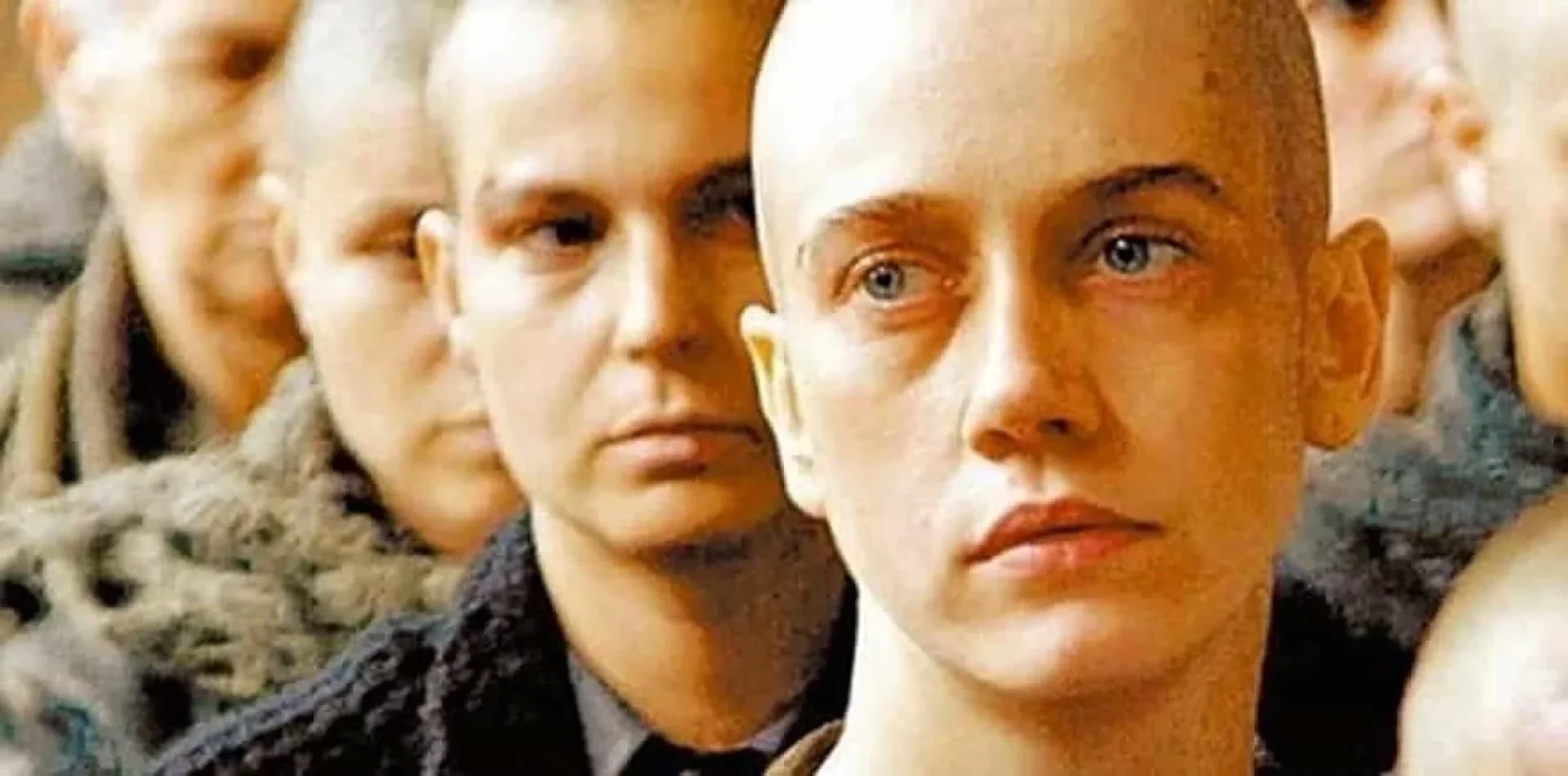 Belas e poderosas! Veja famosas que já rasparam a cabeça e ficaram lindas - imagem 79584