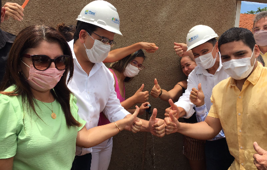 Maninha e Wellington Dias entregam primeira etapa da Adutora do Litoral