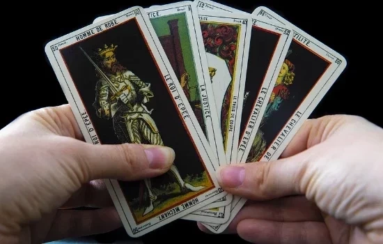 Acredita em Tarot? Confira aqui o que dizem as cartas para o mês de Março