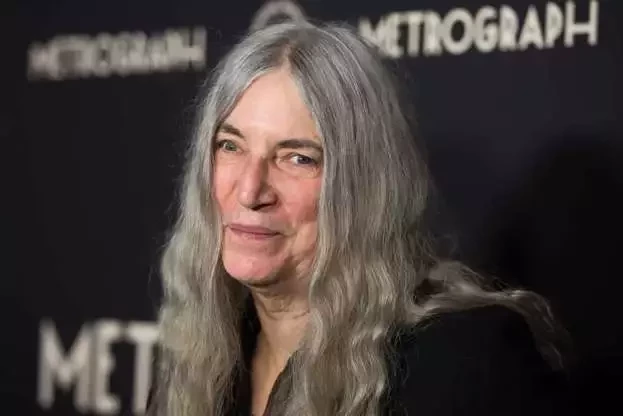 Confira 10 famosos que deram seus filhos para adoção e você não sabia - imagem 76092