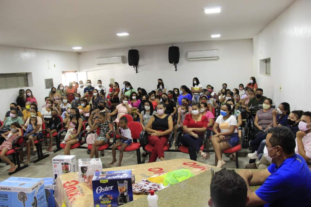 Vereadora Eliane Moura promove festa com festival de prêmios para mulheres - Imagem 3