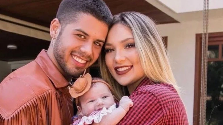 Fortuna dividida e bebê a bordo: o amor de milhões de Virgínia e Zé Felipe - imagem 76796