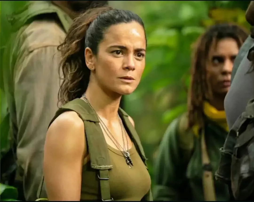 Alice Braga
