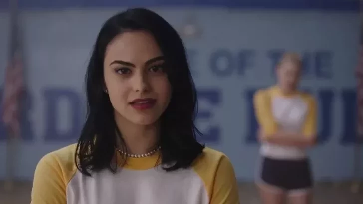 Camila Mendes