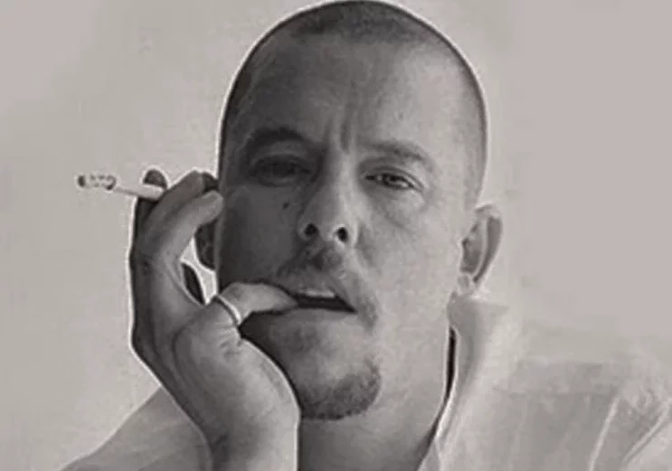 Vítimas da depressão: Relembre 10 famosos que tiraram a própria vida - imagem 77000