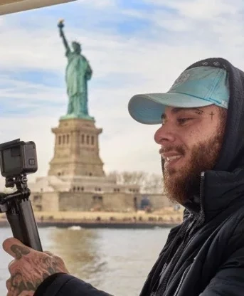 Momentos de tensão! 20 celebridades que já sofreram grandes acidentes - imagem 80925